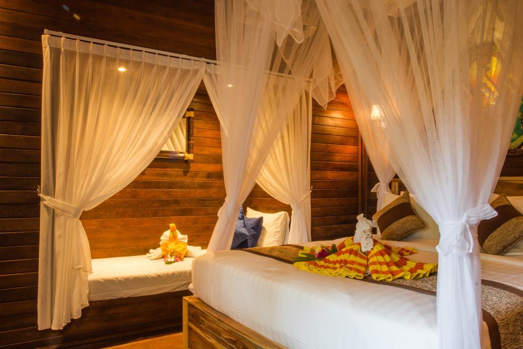 Seaside Huts Lembongan Hotel Ngoại thất bức ảnh
